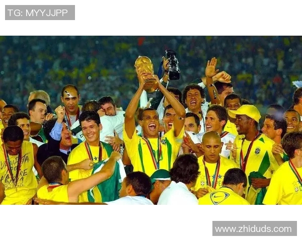 1982年世界杯足球传奇球星回顾：辉煌岁月与永恒经典之争