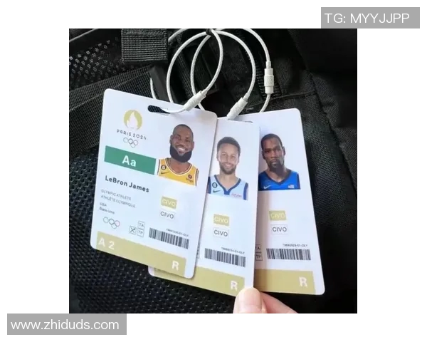 以球星挂件卡为核心探索足球收藏魅力与运动激情